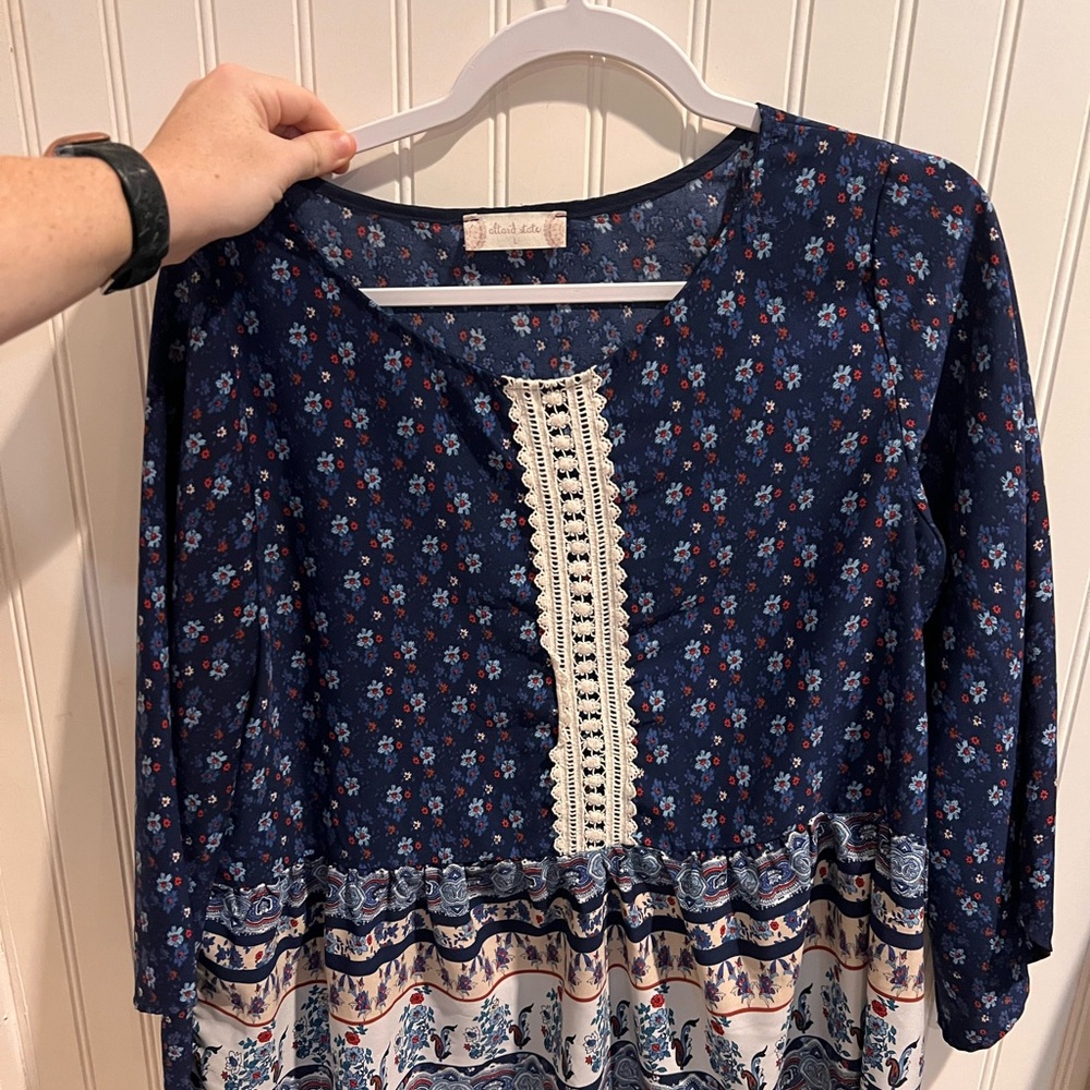 Altar’s state floral peplum top